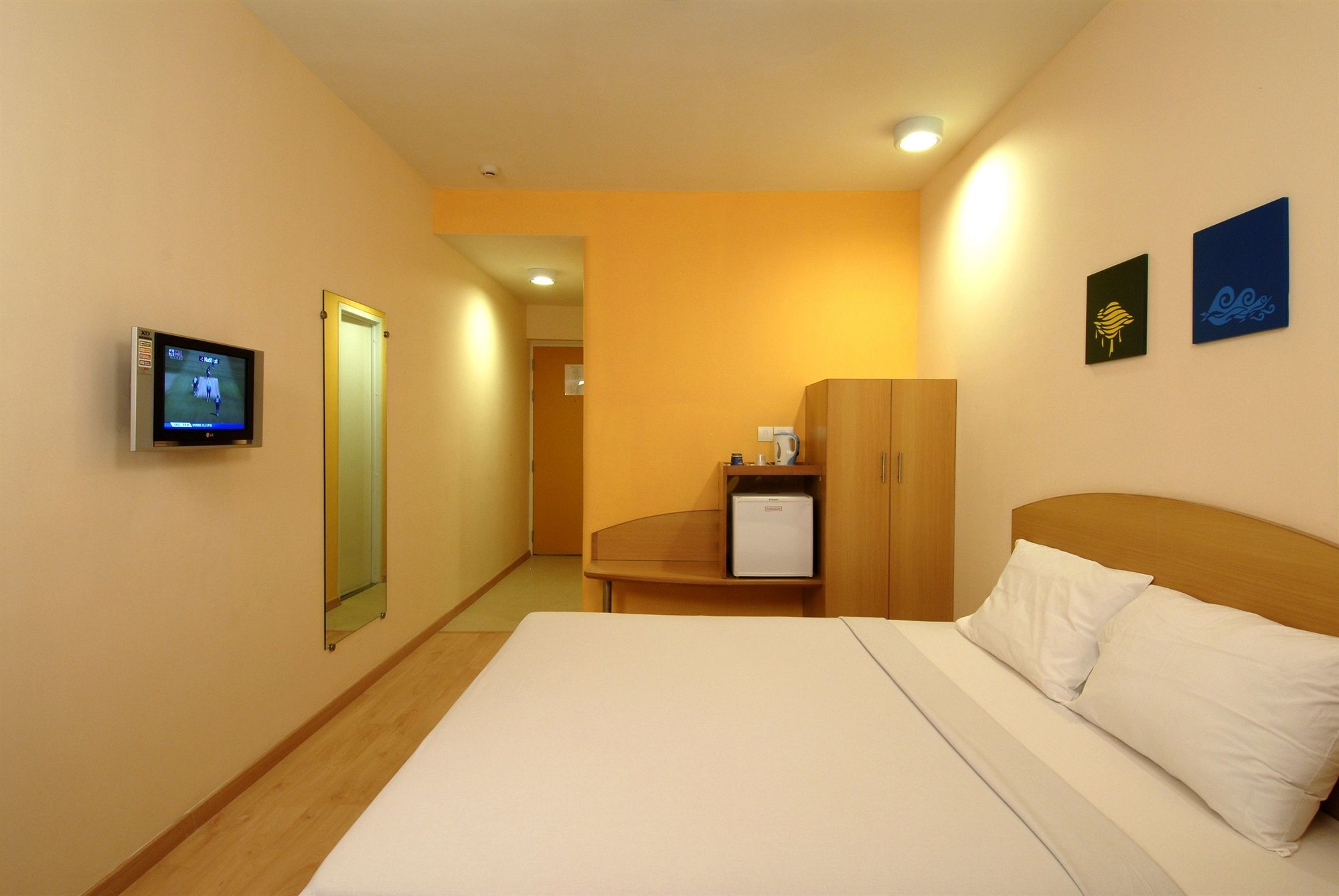 Agartala Hotel Exterior foto